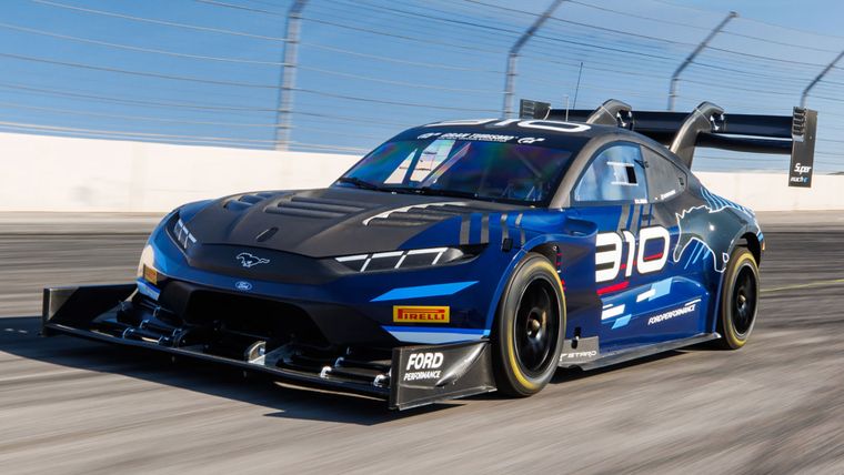 Ford triunfa en Pikes Peak con su Mustang eléctrico de 1.400 CV