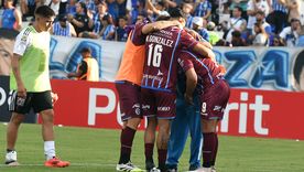 Godoy Cruz se fue al descenso producto de un cúmulo de malas decisiones. Godoy Cruz se fue al descenso producto de un cúmulo de malas decisiones.