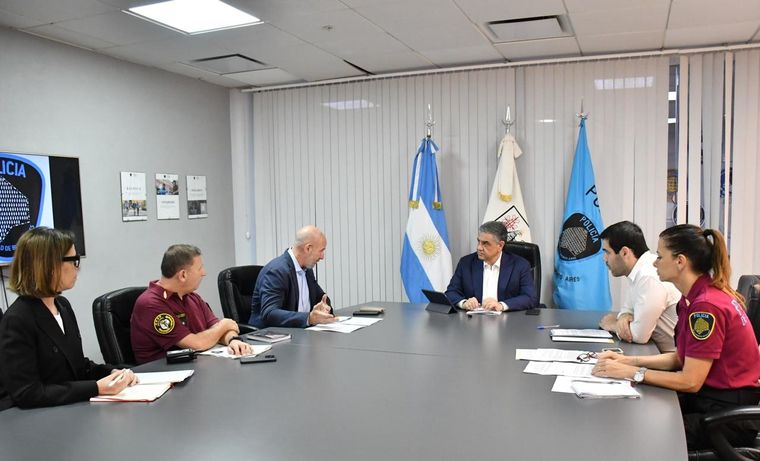 Jorge Macri reunió a funcionarios porteños del área de Seguridad para coordinar medidas de cara a los asesinatos de efectivos de la Ciudad en PBA. Foto: Cuenta de X @jorgemacri
