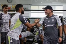 El extremo de Brasil cuestionó las decisiones de Milito en la final de la Copa Libertadores en Buenos Aires. Foto: Prensa Atlético Mineiro