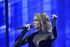 Las transparencias son la nueva tendencia según Jennifer López