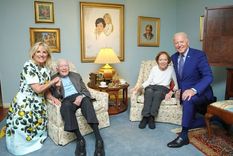 Los Biden visitaron a los Carter en su casa en Georgia. Foto: THE CARTER CENTER