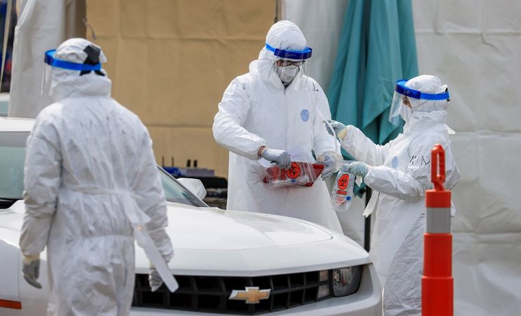 En EEUU ya realizan test sin salir del auto.