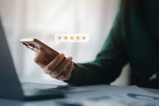 Los sistemas de calificación basados en estrellas, como Google, enfrentan dudas por la presencia de contenido automático.