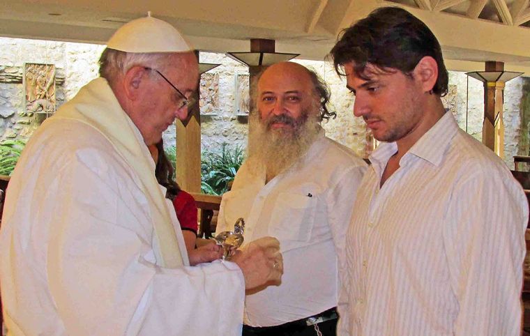 Juan Grabois junto a Emilio Pérsico en una de sus visitas al Papa Francisco