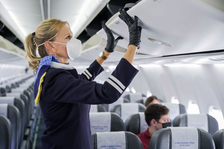 Las aerolíneas están a la espera de las autorizaciones de varias provincias a un día del regreso de los vuelos de cabotaje