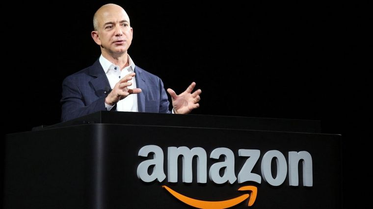Jeff Bezos, multimillonario dueño de Amazon. Foto: LMercado.