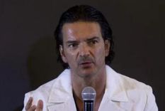 Ricardo Arjona, Sandro Fuente. EFE Foto: Archivo