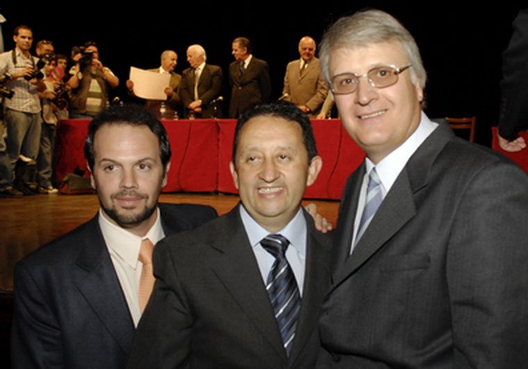 Vicente Russo (de anteojos), cuestionado. Foto: Nacho Gaffuri / MDZ