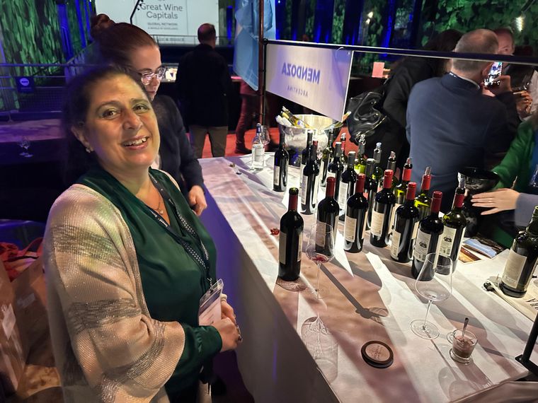 Carolina Suarez Garcés, de ProMendoza, en plena faena. Carolina Suarez Garcés, de ProMendoza, en plena faena.