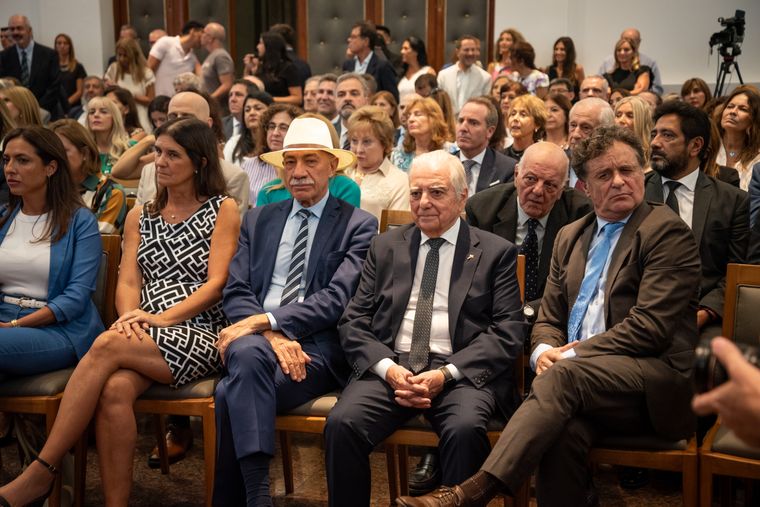 Los ministros de la Suprema Corte Teresa Day, José Valerio, Julio Gómez y Omar Palermo. Los ministros de la Suprema Corte Teresa Day, José Valerio, Julio Gómez y Omar Palermo.