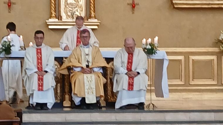 Durante su mensaje, subrayó que la hospitalidad no se trata solo de recibir, sino también de abrirnos a ser recibidos. Durante su mensaje, subrayó que la hospitalidad no se trata solo de recibir, sino también de abrirnos a ser recibidos.