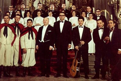 MDZol | En 1964, Ariel Ramírez y Los Fronterizos grabaron la Misa Criolla, que trascendería como una de las obras más importantes de la historia musical del país Foto: X @cremetoursBA