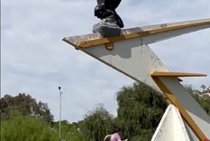 Leandro Igounet es abogado, pero dejó la profesión para vivir del humor. Foto: Captura de video