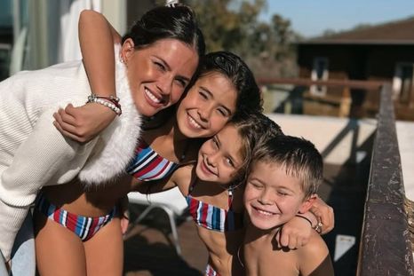 La artista acompañará a su hija en esta nueva aventura mientras que los más pequeños volverán a Argentina. Foto: Instagram/ @sangrejaponesa. La artista acompañará a su hija en esta nueva aventura mientras que los más pequeños volverán a Argentina. Foto: Instagram/ @sangrejaponesa.