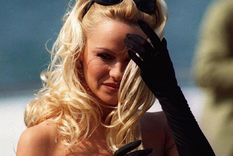 El conmovedor motivo por el que Pamela Anderson fue sin maquillaje al Paris Fashion Week Pamela Anderson es una modelo y actriz que ha trabajado en comerciales, películas, series y programas de telerrealidad. Foto: Instagram @pamelaanderson
