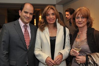 MDZol | Daniel Dolatre-gerente de Park Hyatt Mendoza-, la diputada nacional y senadora electa Laura Montero y la artista Vivian Magis. Foto: Pachy Reynoso / MDZ