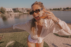 Con un look total white y una celebración llena de detalles personalizados, la influencer se despidió de su soltería. Foto: Instagram