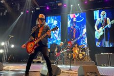 Airbag volvió a Mendoza y explotó el Bustelo. Airbag volvió a Mendoza y explotó el Bustelo.