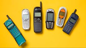 Los celulares antiguos como el Nokia 1100 vuelven a ser tendencia por su robustez y simplicidad. Los celulares antiguos como el Nokia 1100 vuelven a ser tendencia por su robustez y simplicidad.
