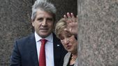 Luis Caputo con Kirstalina Georgieva.&nbsp;