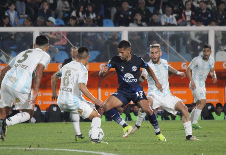 El Azul cae en Tucumán. Foto: Atlético Tucumán