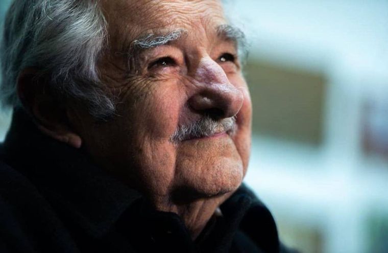 El fallecimiento de Mujica unió a CFK y Macri. Foto: Cuenta de X @CFKargentina