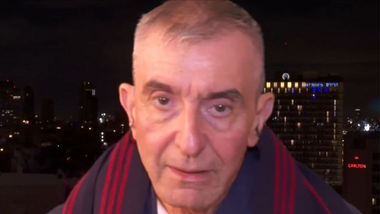 El comunicador sorprendió a los oyentes de Radio Rivadavia con una revelación sobre su vida en el exterior. El comunicador sorprendió a los oyentes de Radio Rivadavia con una revelación sobre su vida en el exterior.