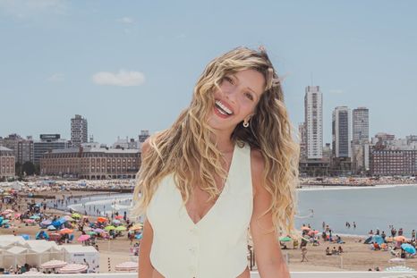 Mirá el look de Laurita para volver al teatro. Mirá el look de Laurita para volver al teatro.