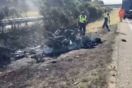 El vehículo Lamborghini en el que viajaban el futbolista Diogo Jota y su hermano quedó totalmente destruido El vehículo Lamborghini en el que viajaban el futbolista Diogo Jota y su hermano quedó totalmente destruido