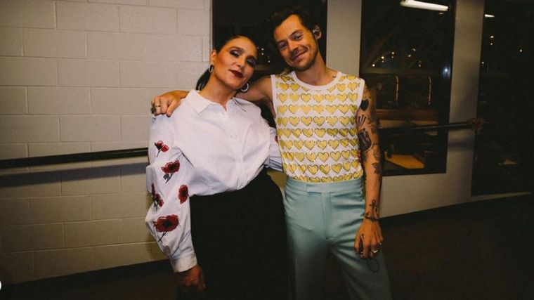 Jessie Ware y Harry Styles La artista cuenta con cinco albumes de estudio y Harry Styles la invitó a ser telonera suya en Chicago Foto: Fuente/ Imagen @jessieware