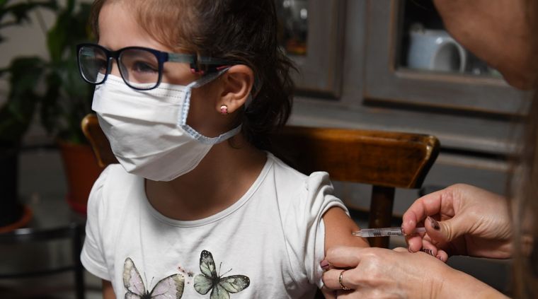 La Sociedad Argentina de Pediatría pidió evidencias científicas que avalen el uso de la vacuna Sinopharm