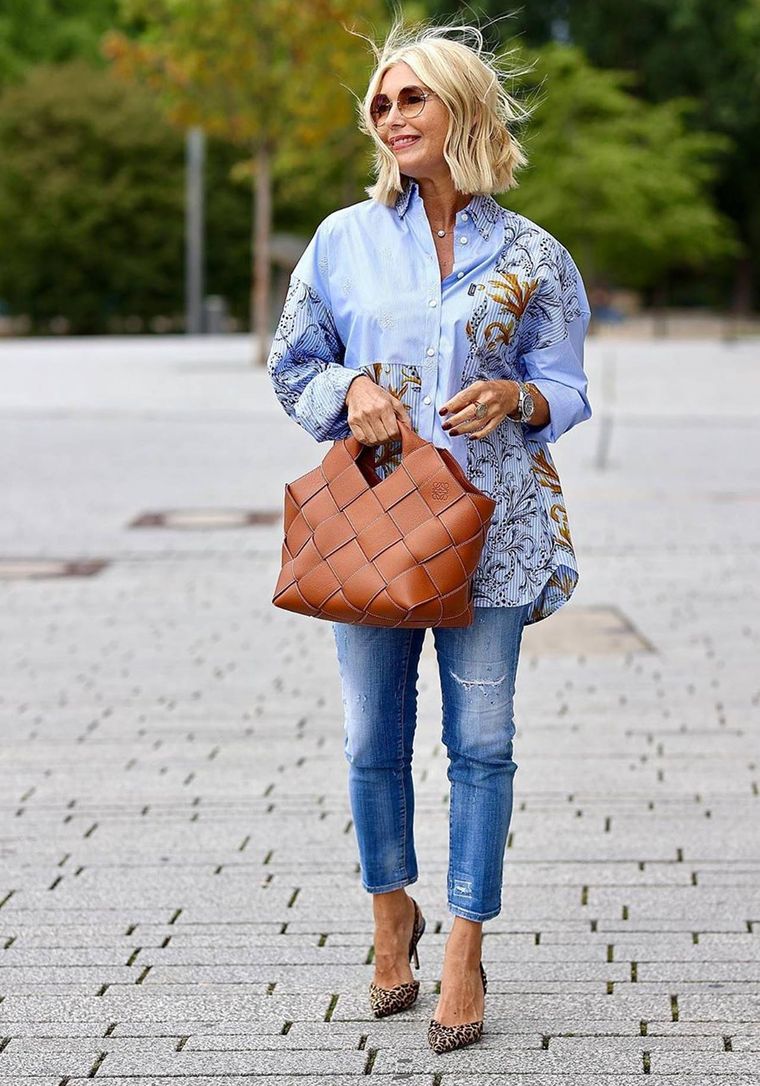 ¡Atrevete a usar jeans después de los 60 años! Foto: Clara