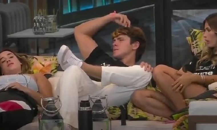 Martina habló del afuera y dejó desconcertada a Julieta en Gran Hermano Falta cada vez menos para la final del reality Foto: Captura de TV
