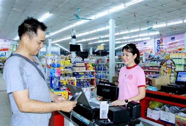 la inflación ha sido controlada todavía sigue siendo alta y la volatilidad de la relación de peso vs el dólar y las tasas, pareciera que otra vez el negocio es solo financiero.
