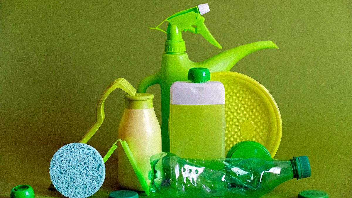 Plásticos que desaparecen: el invento biodegradable que podría cambiar el consumo mundial