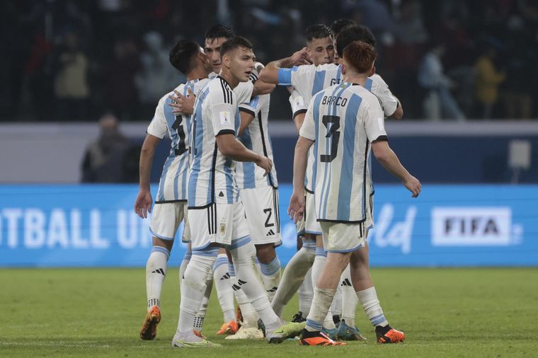 Argentina comenzó con el pie derecho en el Mundial Sub 20: 2-1 a Uzbekistán Foto: EFE