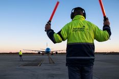 Parte un nuevo vuelo a China para buscar vacunas. Foto: Foto: Twitter