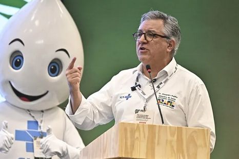 Alexandre Padilha y su familia tienen movimientos restringidos en Estados Unidos. Foto Efe Alexandre Padilha y su familia tienen movimientos restringidos en Estados Unidos. Foto Efe