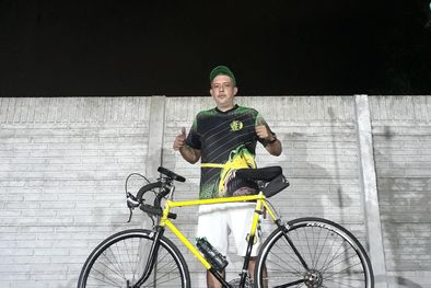 MDZol | El ciclista de 44 años que emprenderá la misión y dormirá en la ruta Foto: Federico Bruno