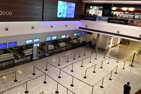 Mendoza acumula ocho meses de caída en el turismo internacional. Mendoza acumula ocho meses de caída en el turismo internacional.