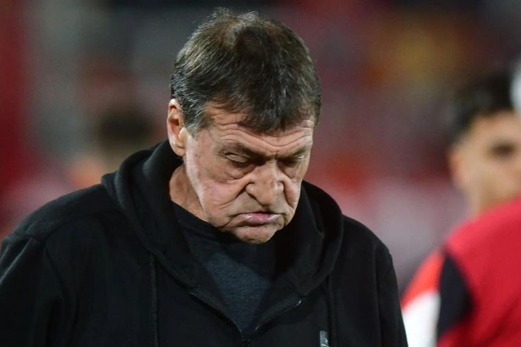 Falcioni, necesitado de un buen resultado, tomará una importante decisión para los próximos partidos de Independiente.