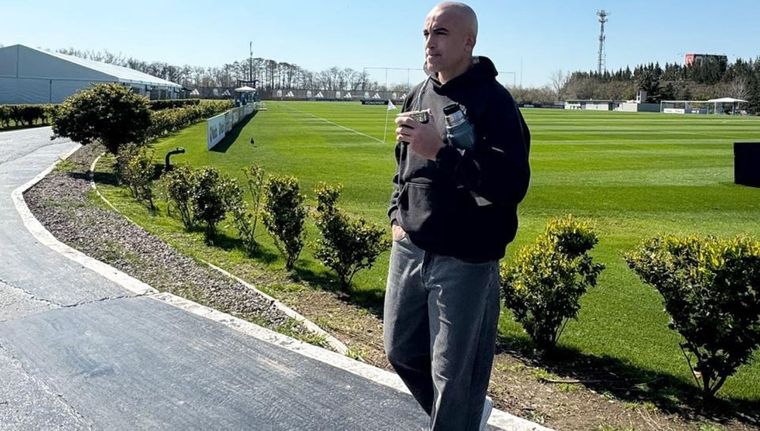 A los 45 años, el Tanque vuelve a escena y tendrá la posibilidad de escribir un último capítulo de su historia dentro de una cancha. A los 45 años, el Tanque vuelve a escena y tendrá la posibilidad de escribir un último capítulo de su historia dentro de una cancha.