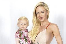 Luciana Salazar junto a Matilda