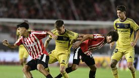 Boca y Estudiantes juegan el postergado de la fecha 2 en el Tomás Adolfo Ducó.