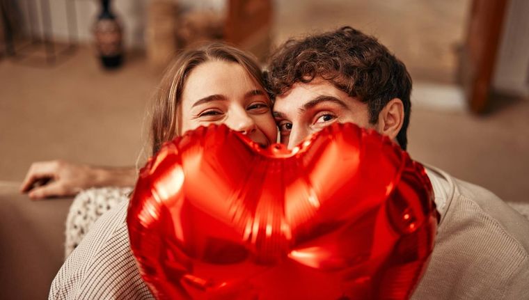 Qué signos encontrarán el amor a finales de julio (Shutterstock). Foto: Archivo.