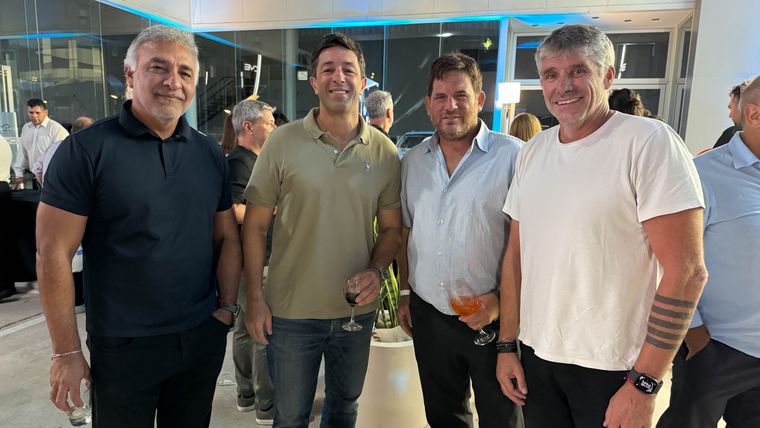 Leonardo Aballay, Marcelo De Blasis, Steven Beckerman y Carlos Filizzola. Leonardo Aballay, Marcelo De Blasis, Steven Beckerman y Carlos Filizzola.