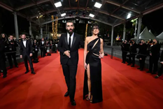 Romain Gavras y Dua Lipa, oficialmente de novios, se terminó el misterio. Foto: Getty Images