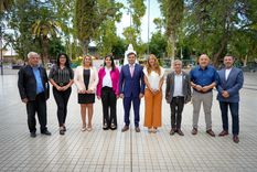 De izquierda a derecha: Alberto Guajardo, Priscila Maturano, Viviana Riquelme, Noelia Delpir, Francisco Lo Presti, Laura Fernández, Miguel Juárez, Eduardo González y José Villavicencio Foto: Gentileza Las Heras