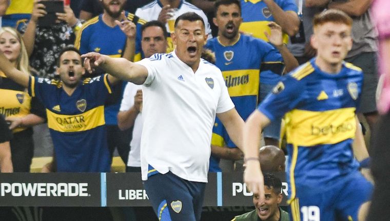 Almirón habló en conferencia tras el partido. Foto: Télam